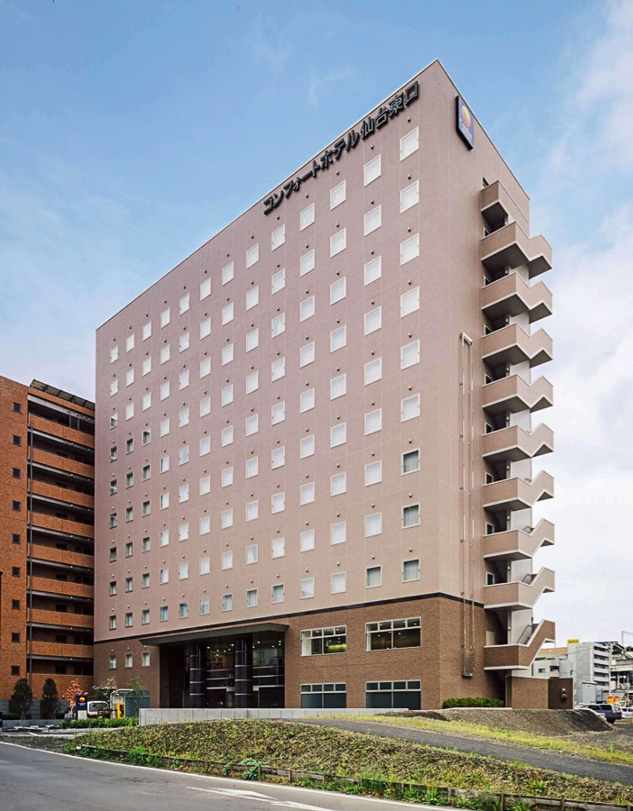 Comfort Hotel Sendai East Exteriör bild